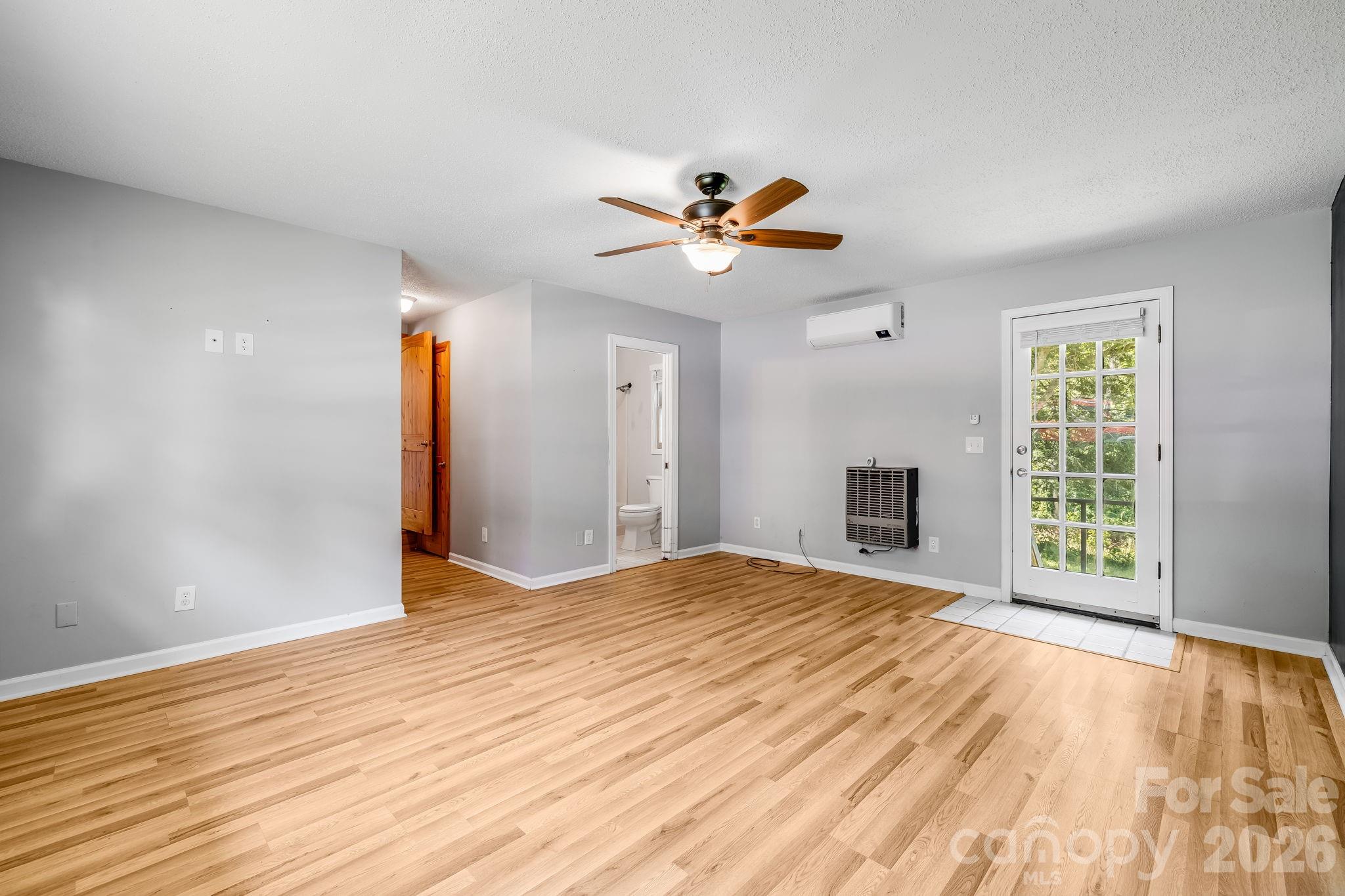 67 Banks Town Road — Weaverville