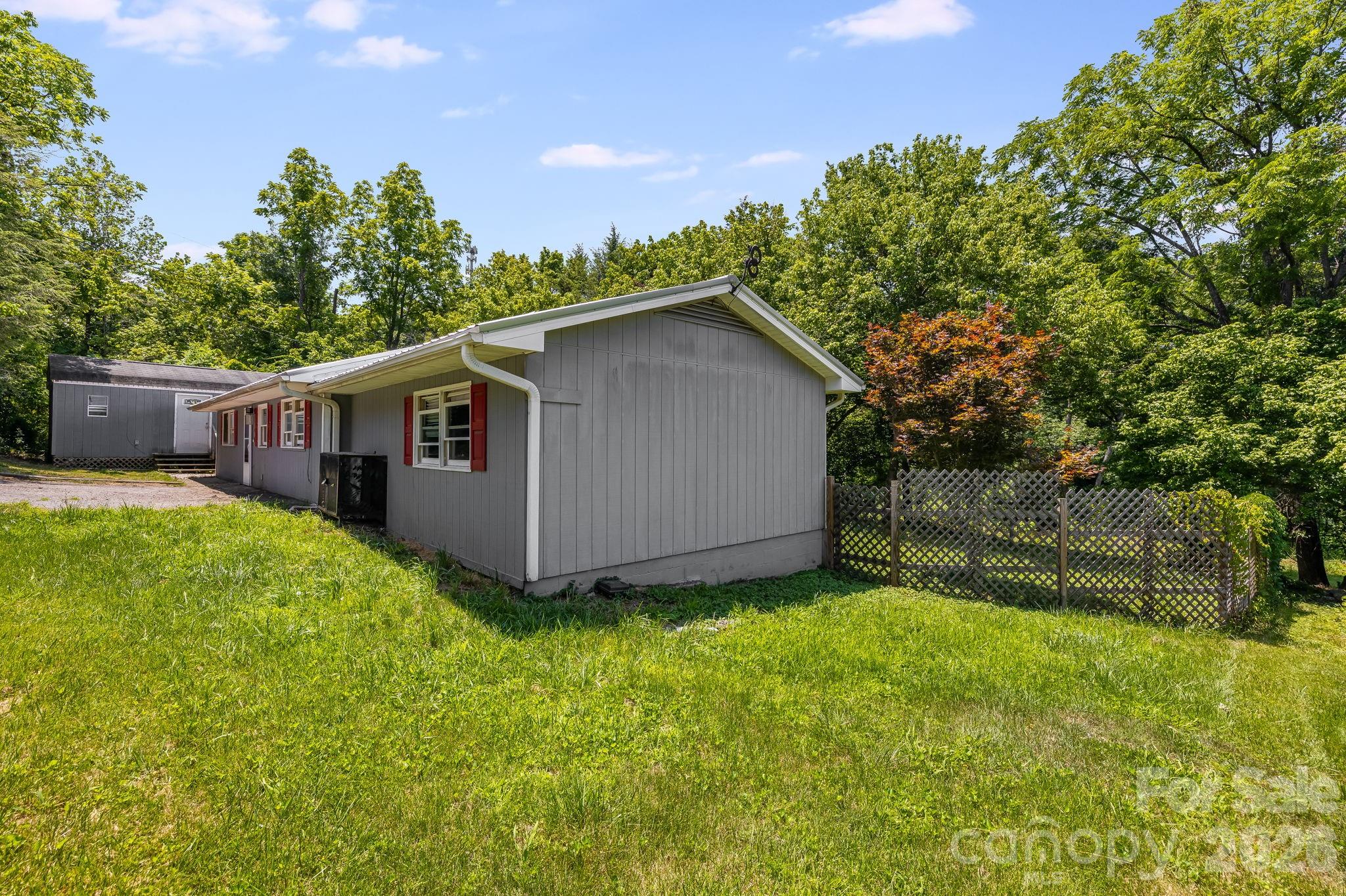67 Banks Town Road — Weaverville
