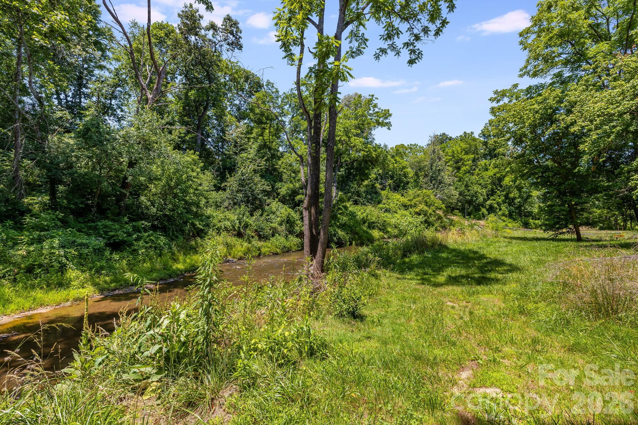 67 Banks Town Road — Weaverville