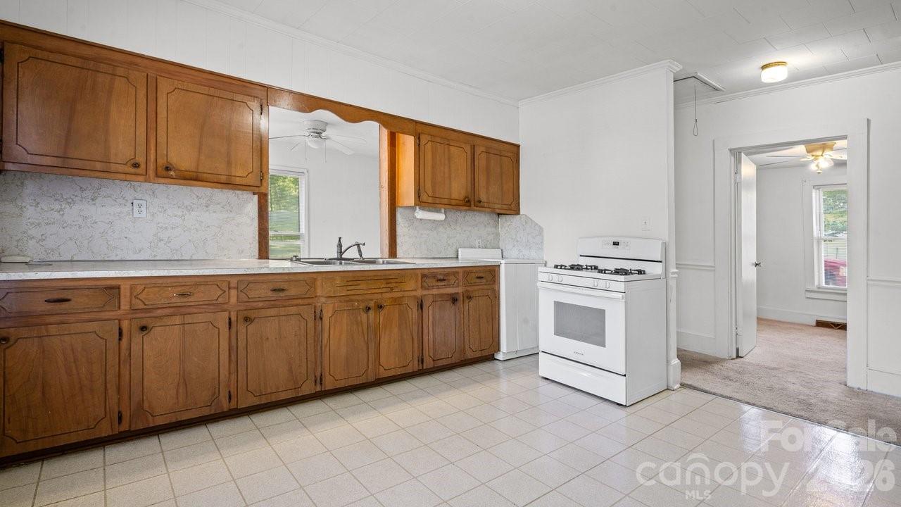 110 Globe Street — Mount Holly