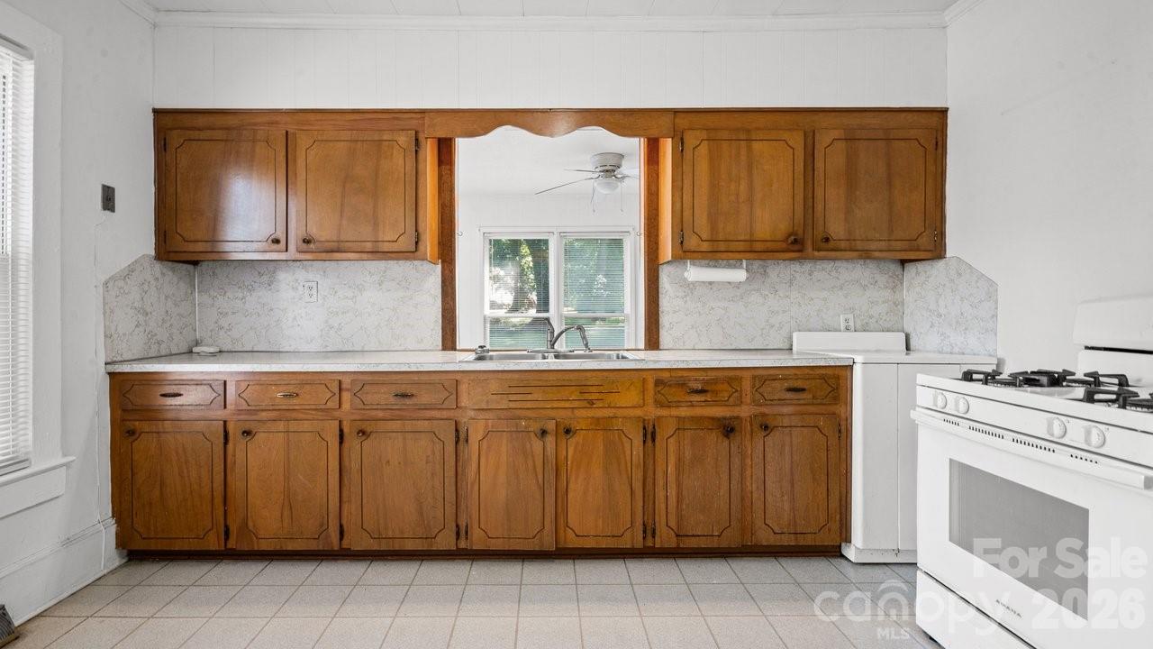 110 Globe Street — Mount Holly