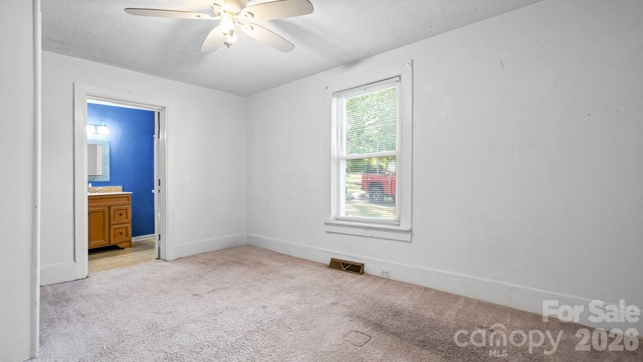 110 Globe Street — Mount Holly
