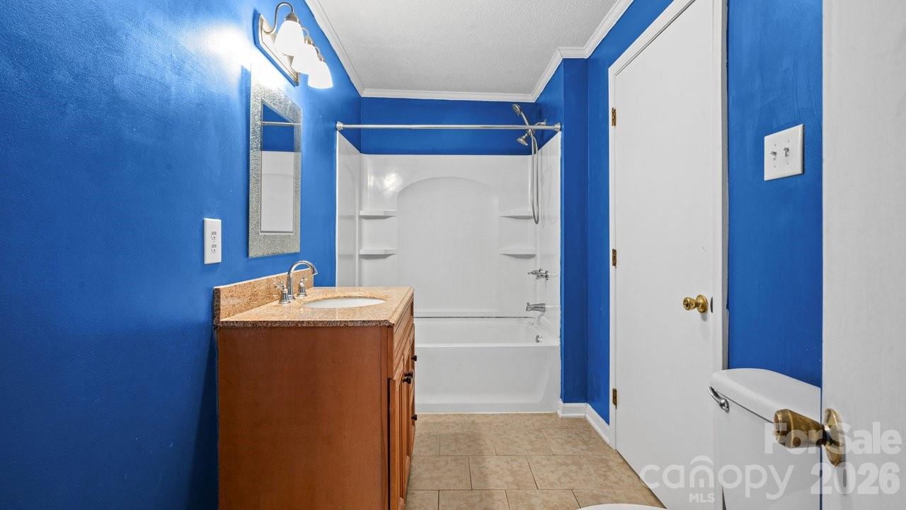 110 Globe Street — Mount Holly