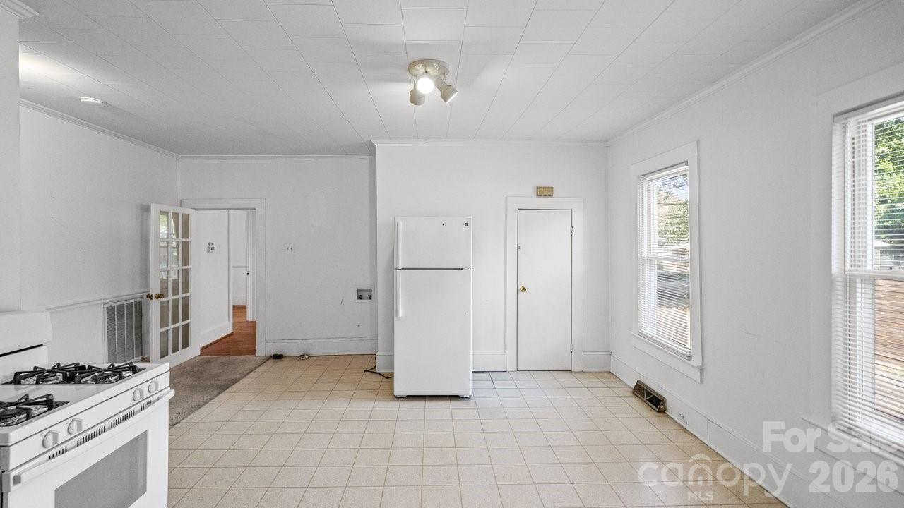110 Globe Street — Mount Holly