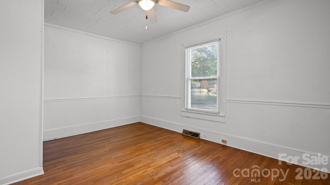 110 Globe Street — Mount Holly