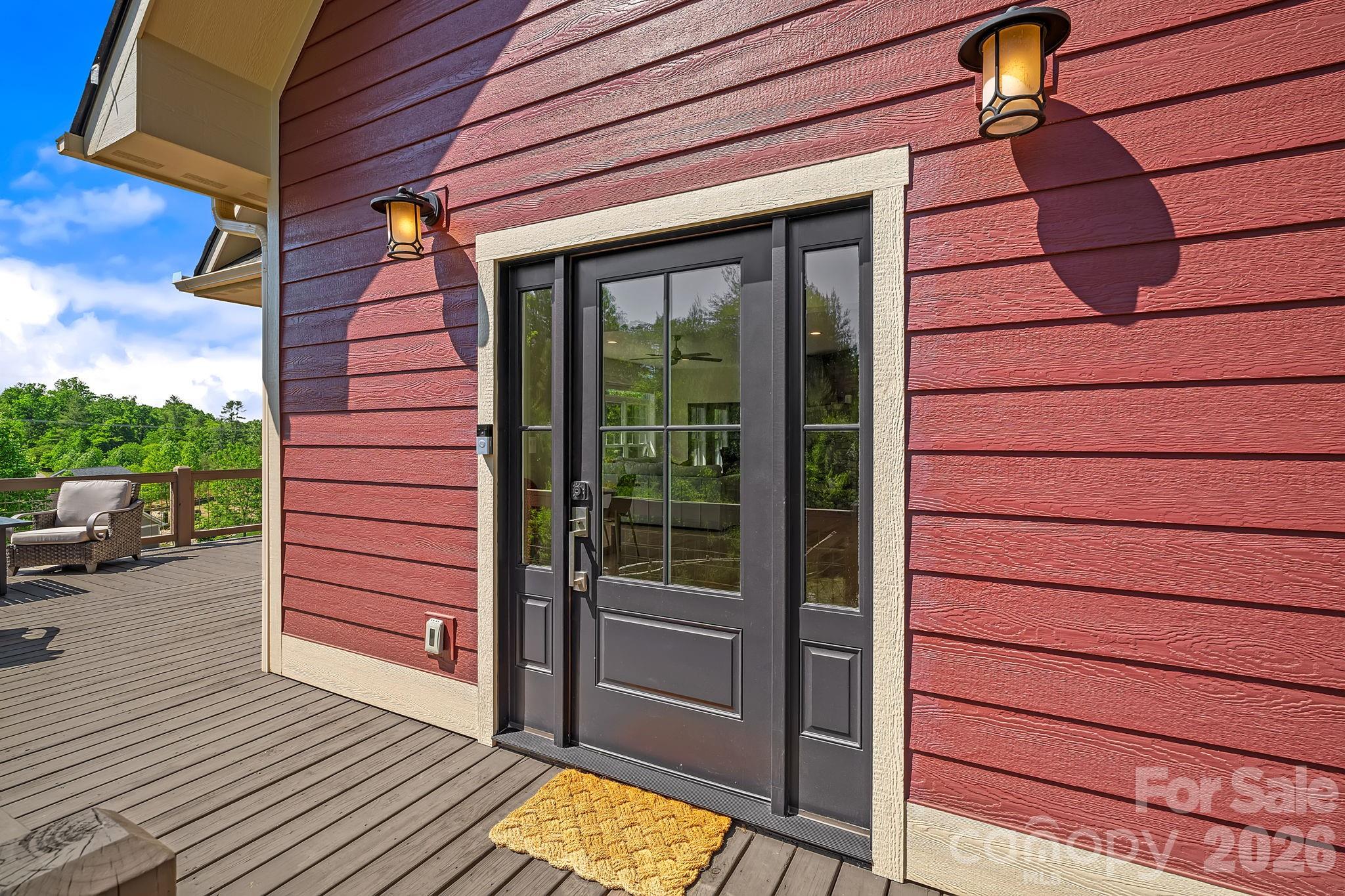 66 Nader Avenue — Weaverville