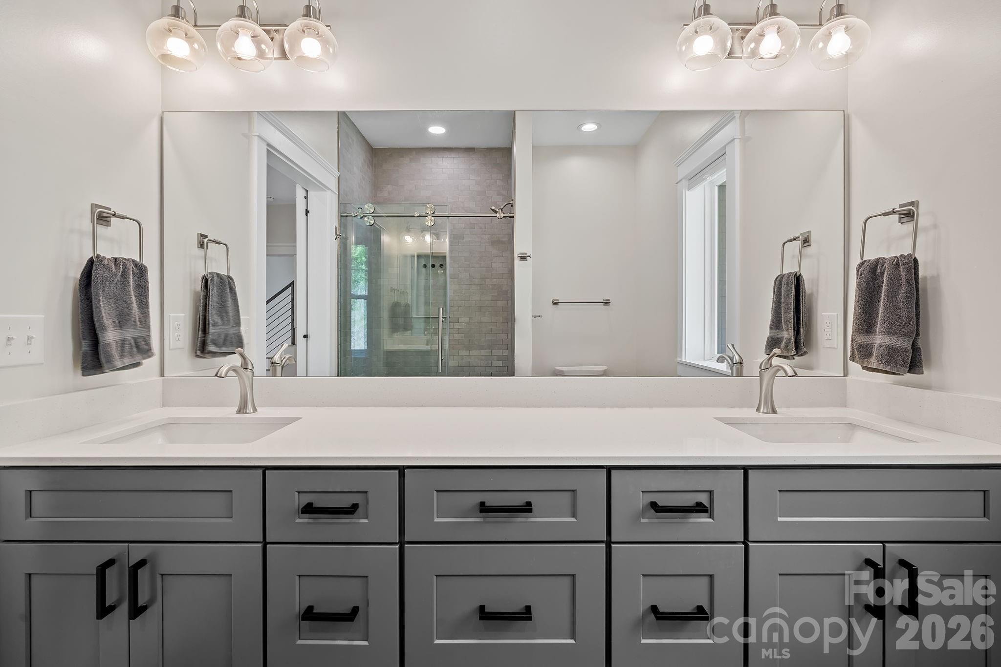 66 Nader Avenue — Weaverville