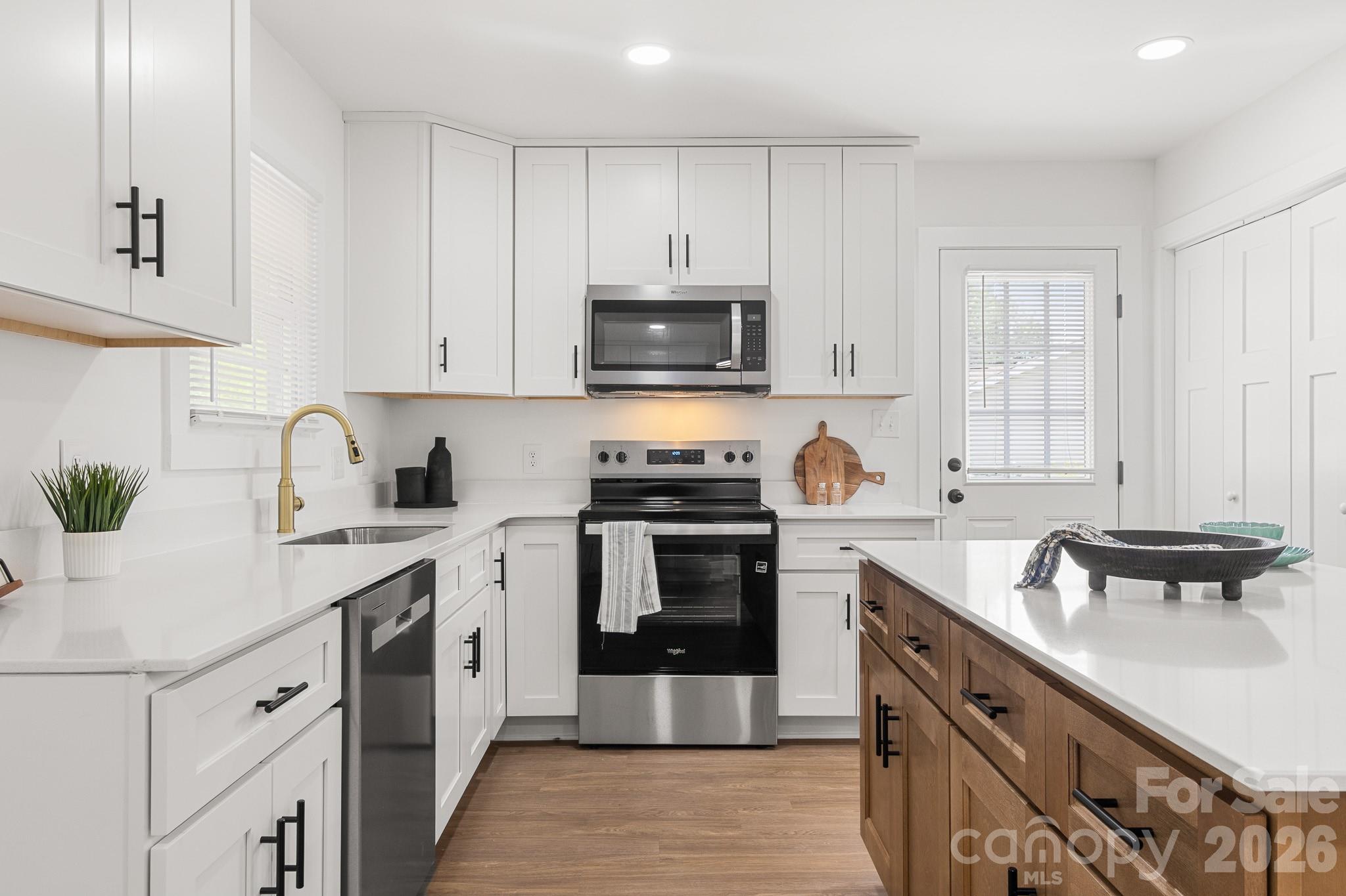12101 Charing Grove Lane — Charlotte