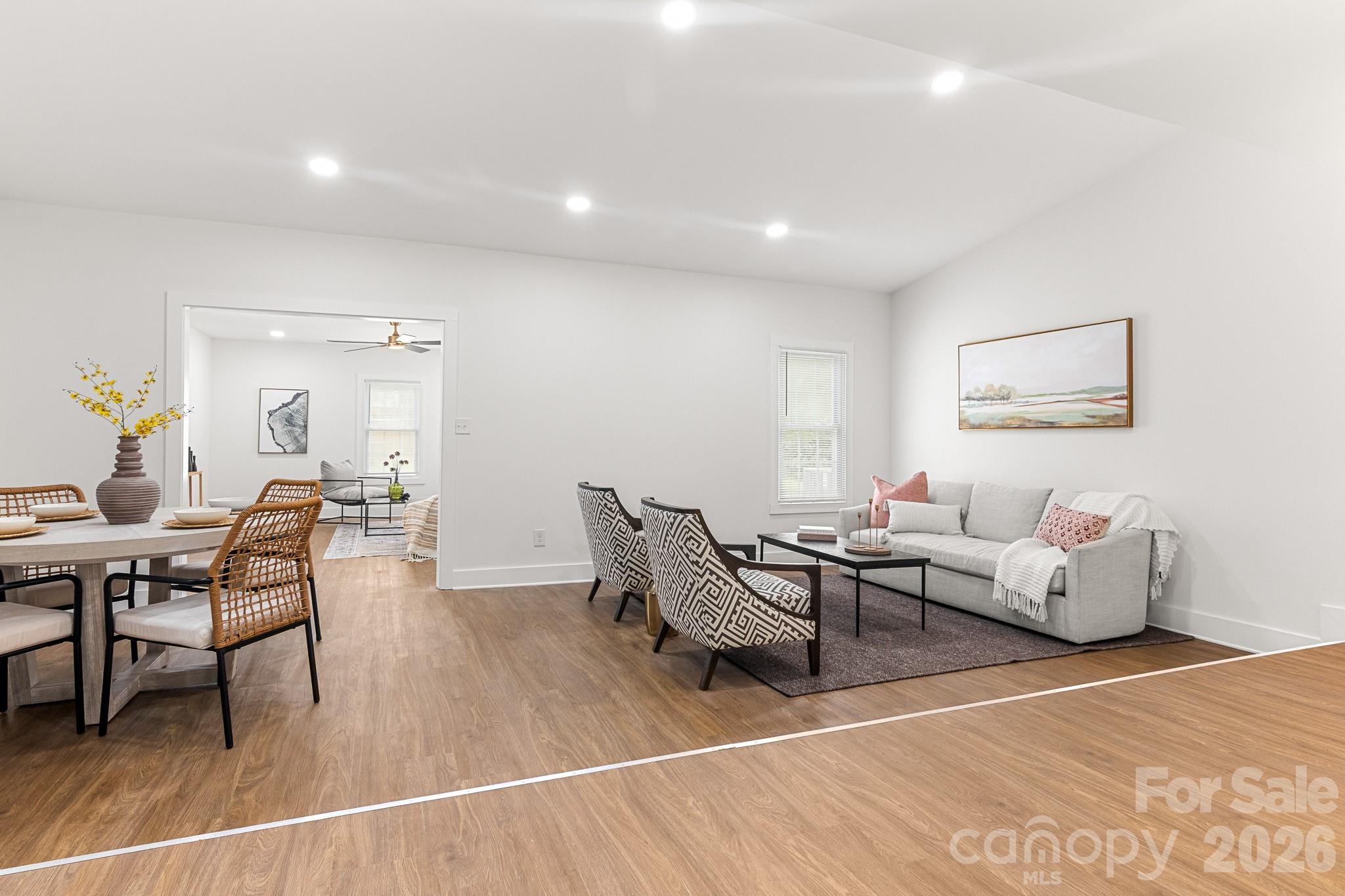 12101 Charing Grove Lane — Charlotte