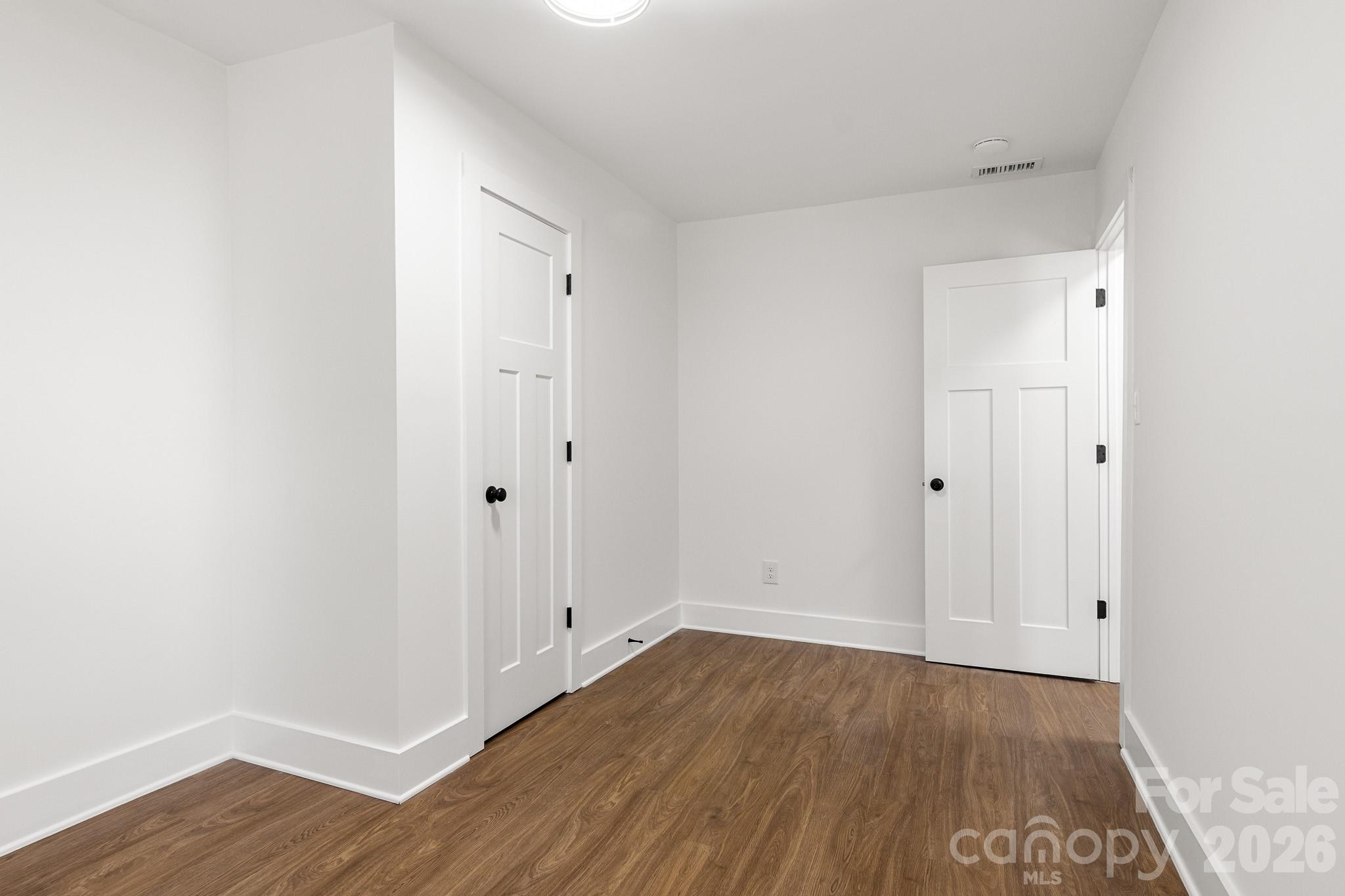 12101 Charing Grove Lane — Charlotte