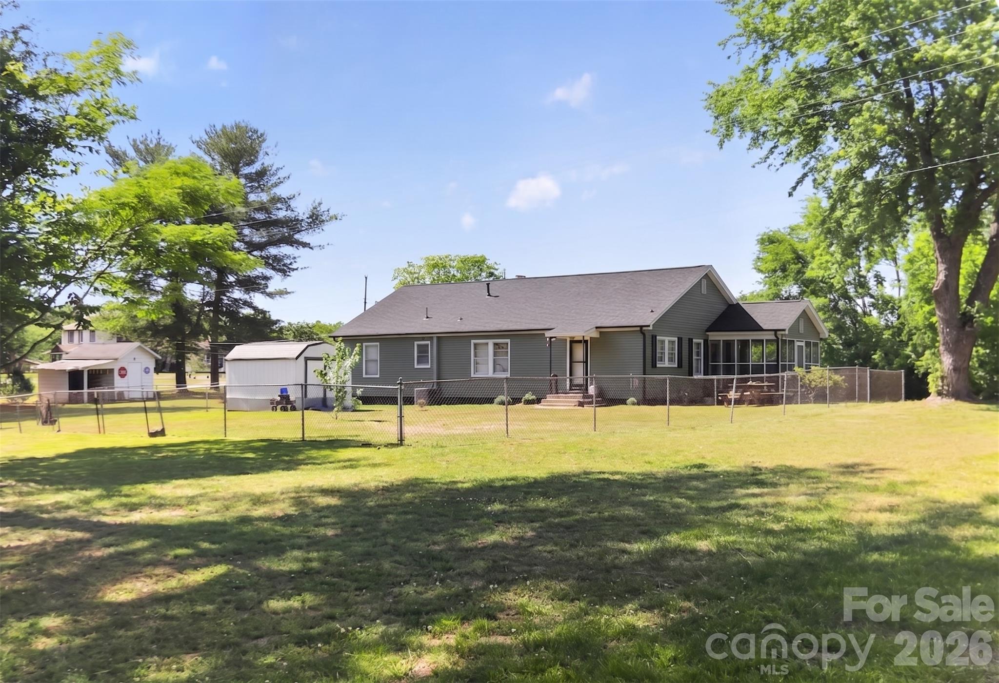 214 E Double Shoals Road — Lawndale