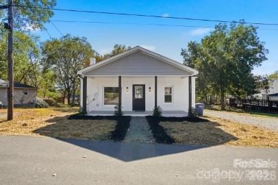 9030 Reid Street — Mount Pleasant