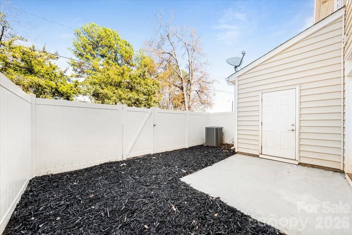 108 Prairie View Court — Belmont