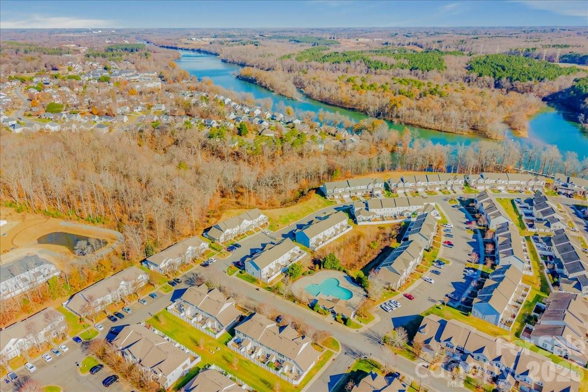 108 Prairie View Court — Belmont