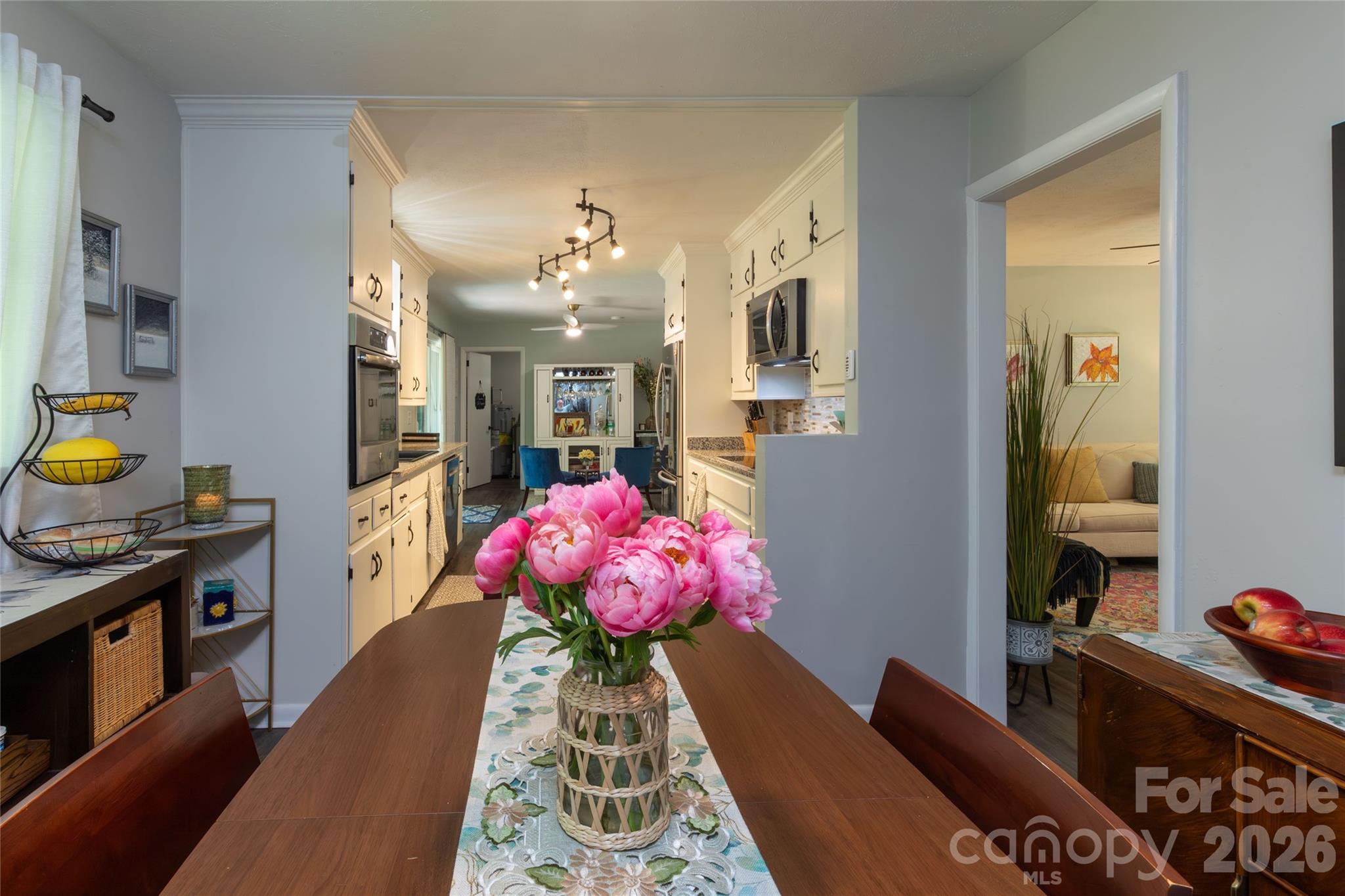 65 Poppy Lane — Cullowhee