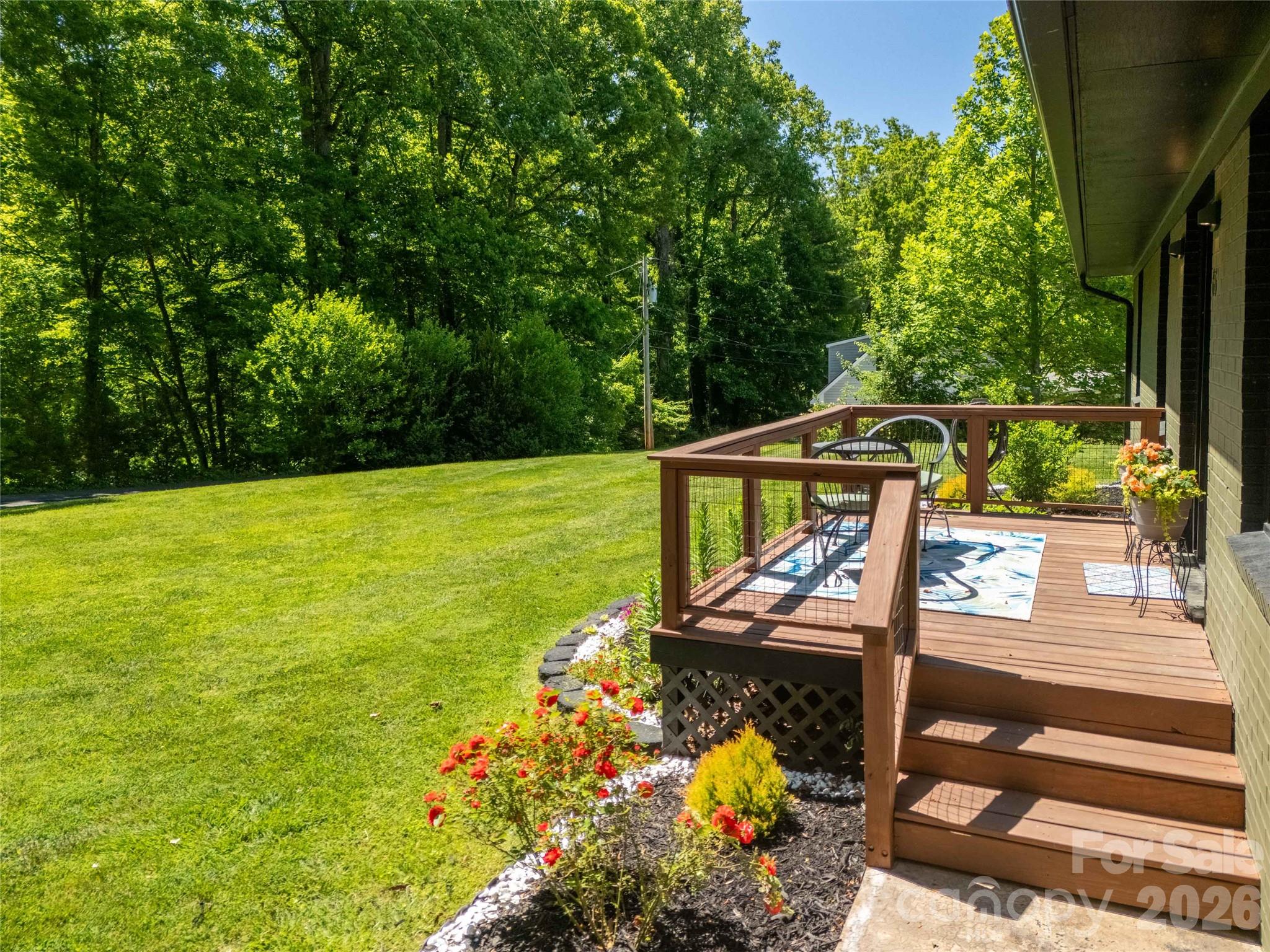65 Poppy Lane — Cullowhee