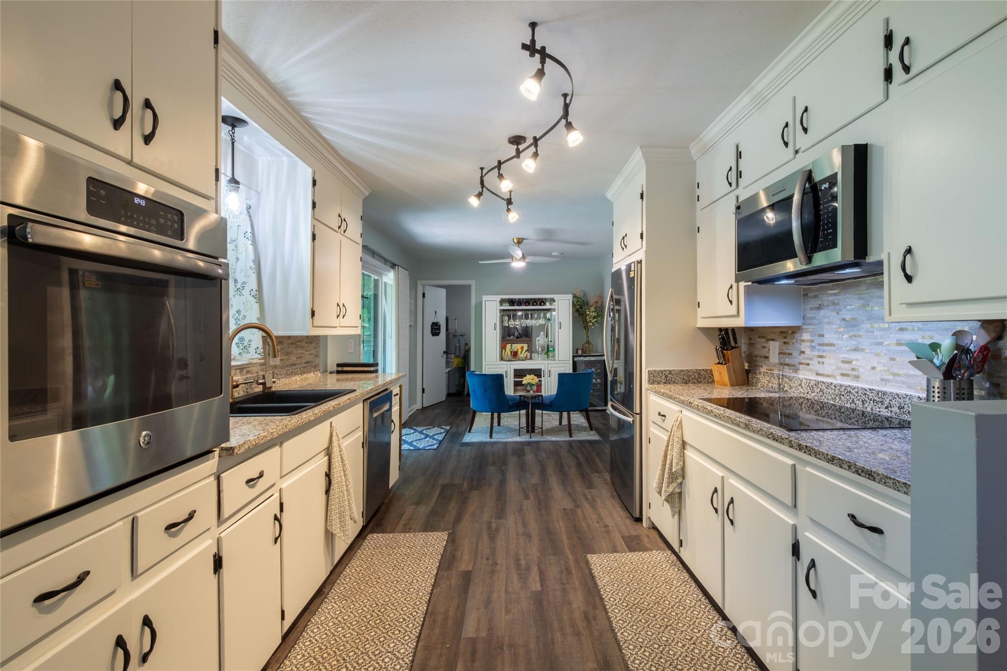 65 Poppy Lane — Cullowhee