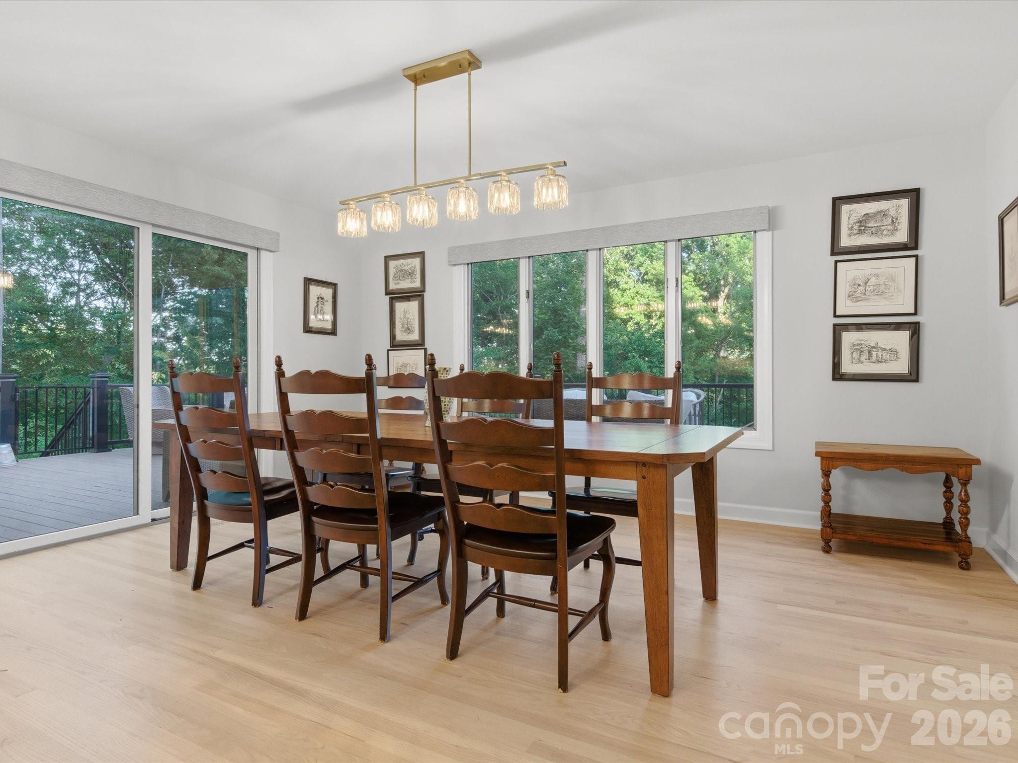 115 Forest Cliff Court NE — Concord
