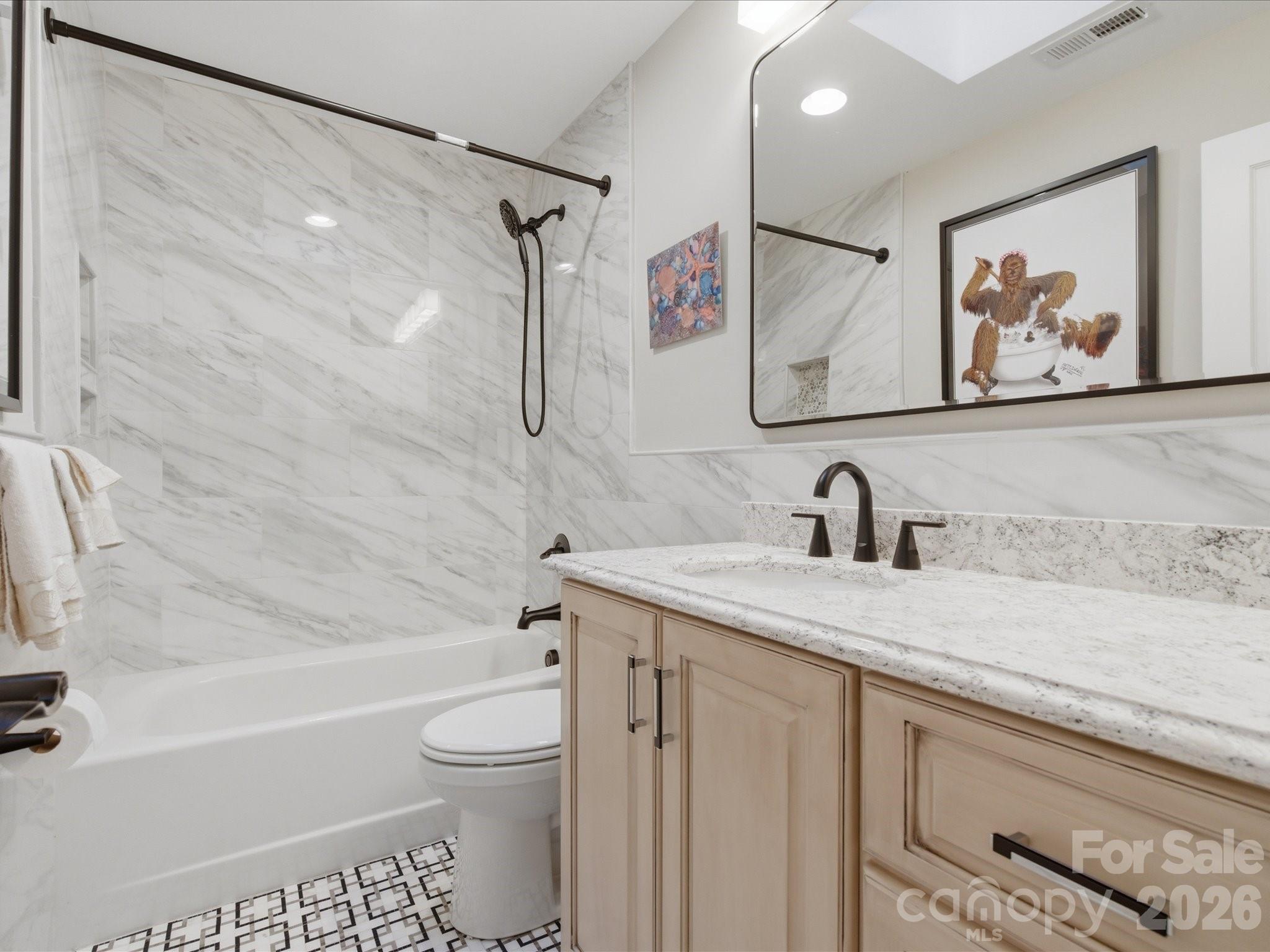 115 Forest Cliff Court NE — Concord