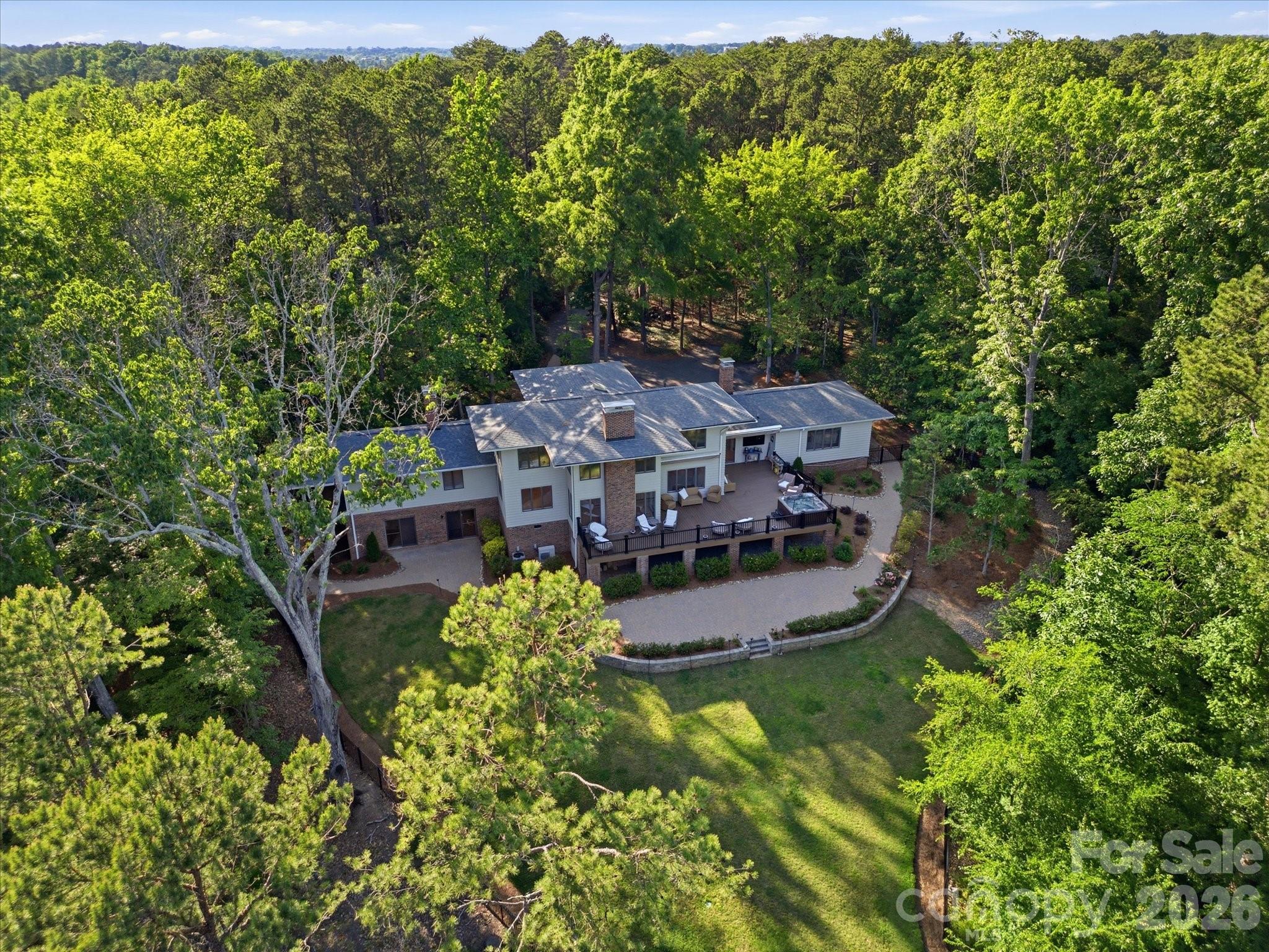 115 Forest Cliff Court NE — Concord
