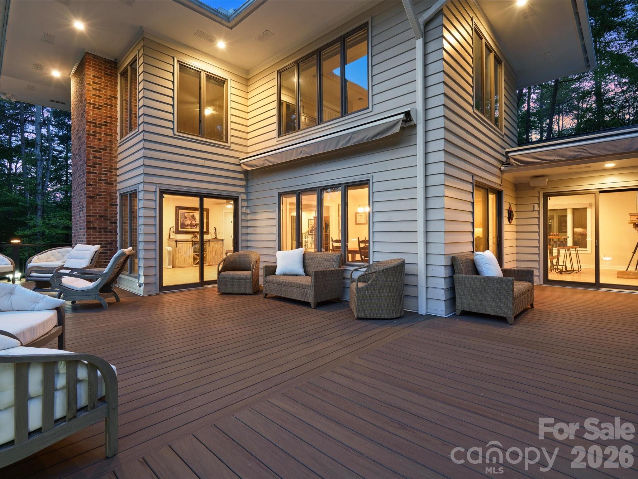115 Forest Cliff Court NE — Concord