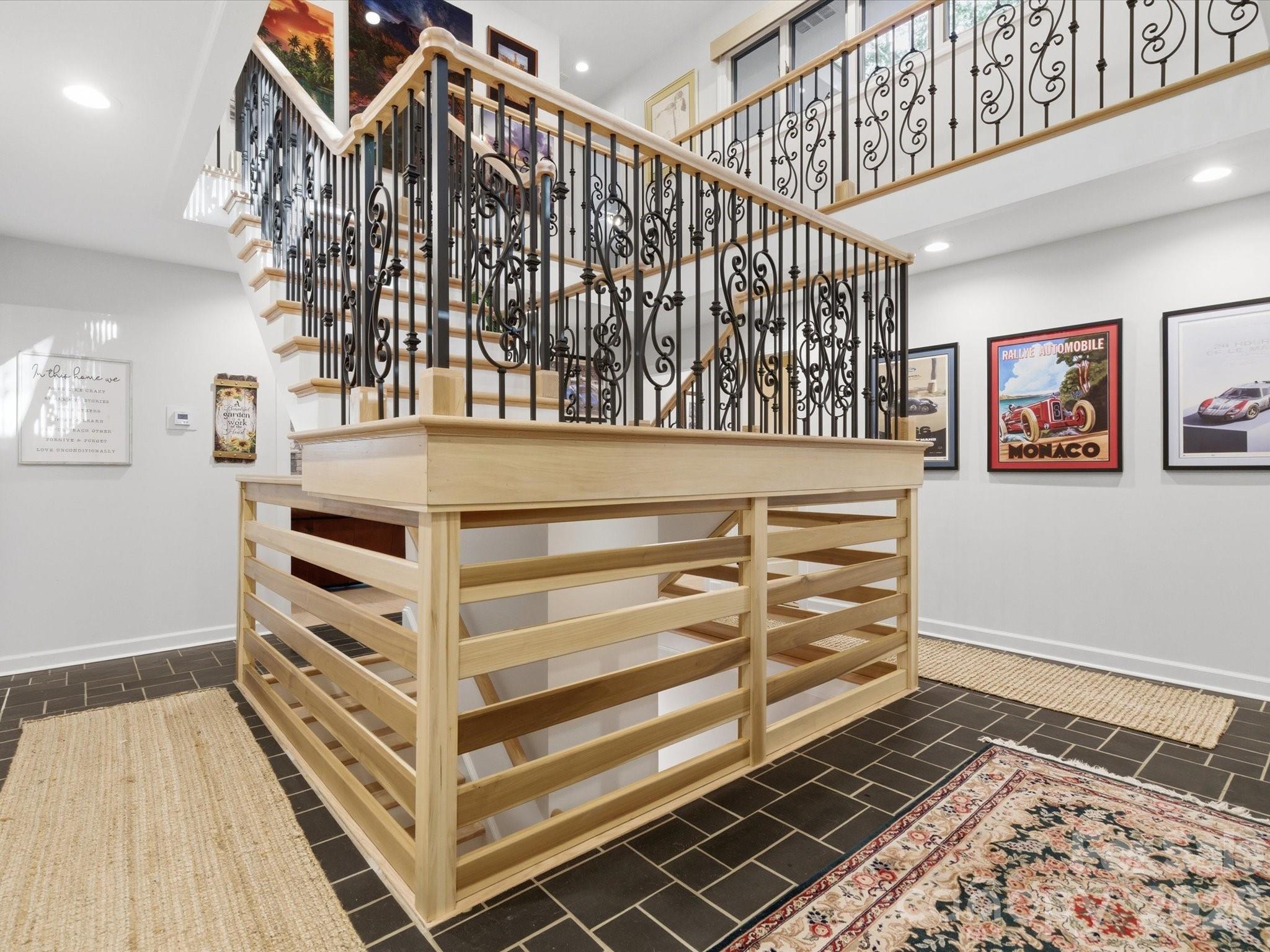 115 Forest Cliff Court NE — Concord