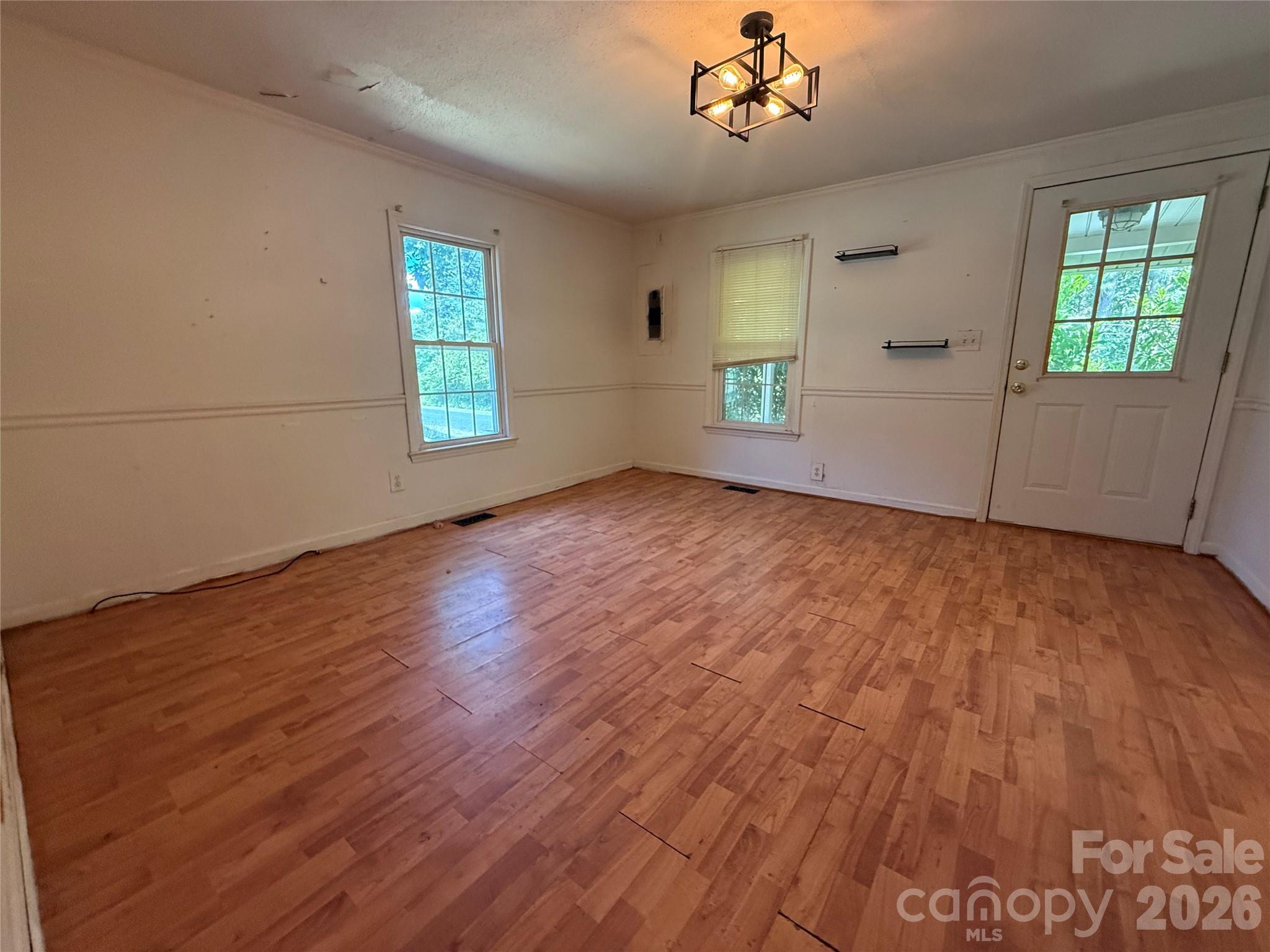129 Sunset Drive — Troy