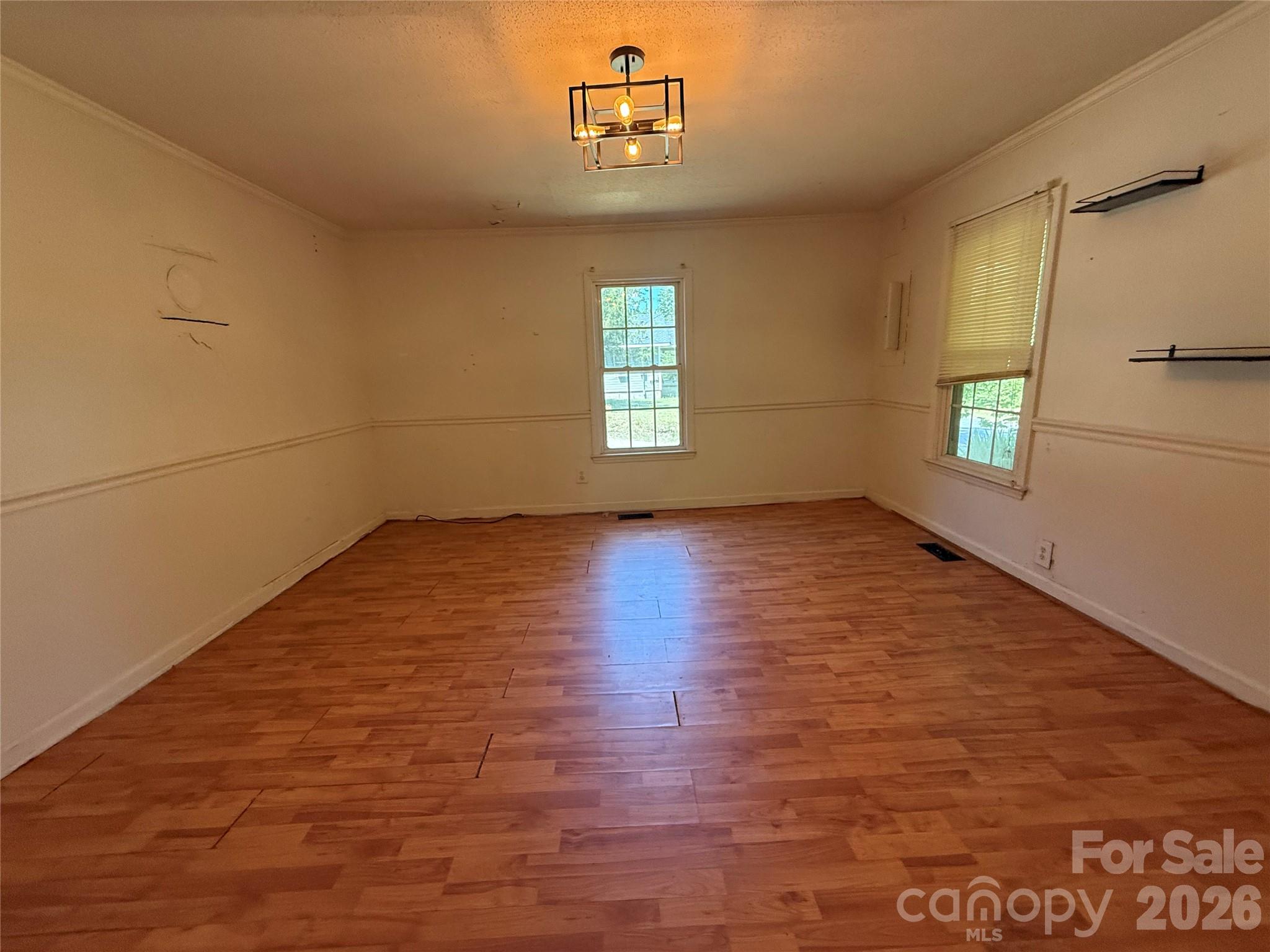 129 Sunset Drive — Troy