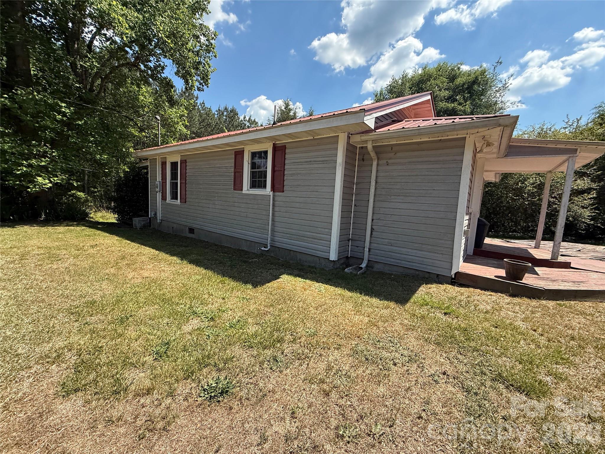 129 Sunset Drive — Troy
