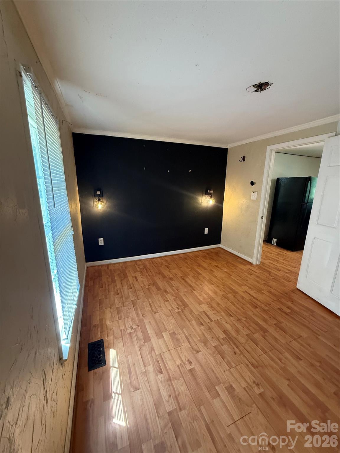 129 Sunset Drive — Troy