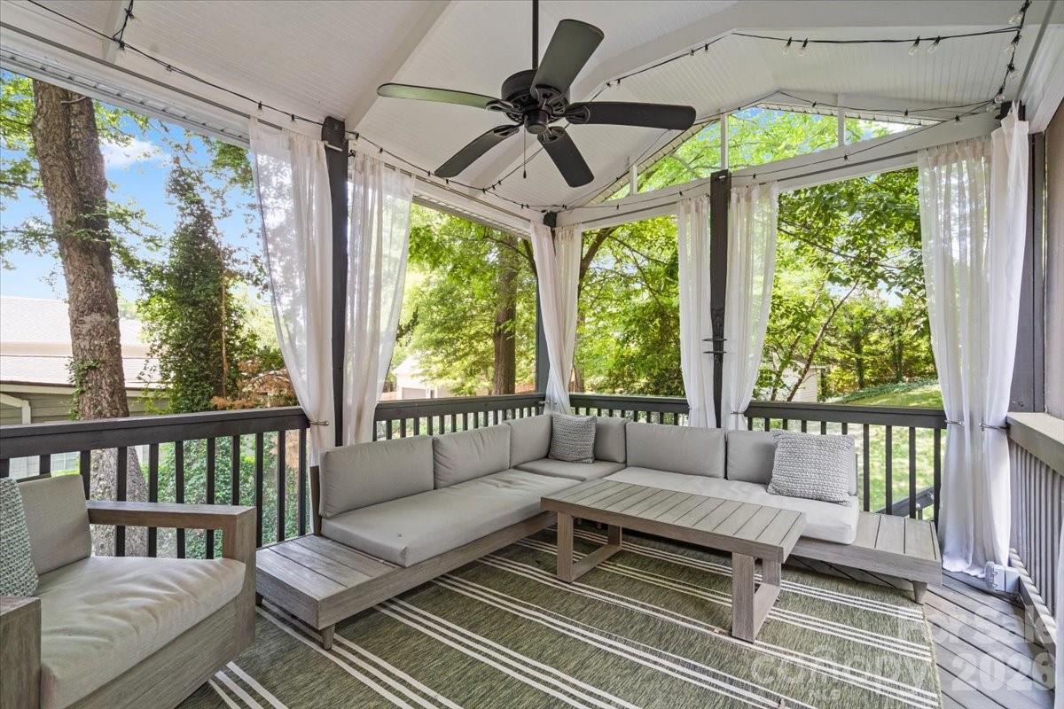 3000 Forest Park Drive — Charlotte
