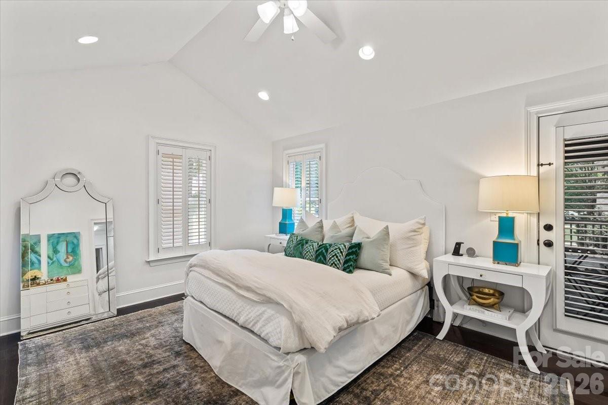 3000 Forest Park Drive — Charlotte