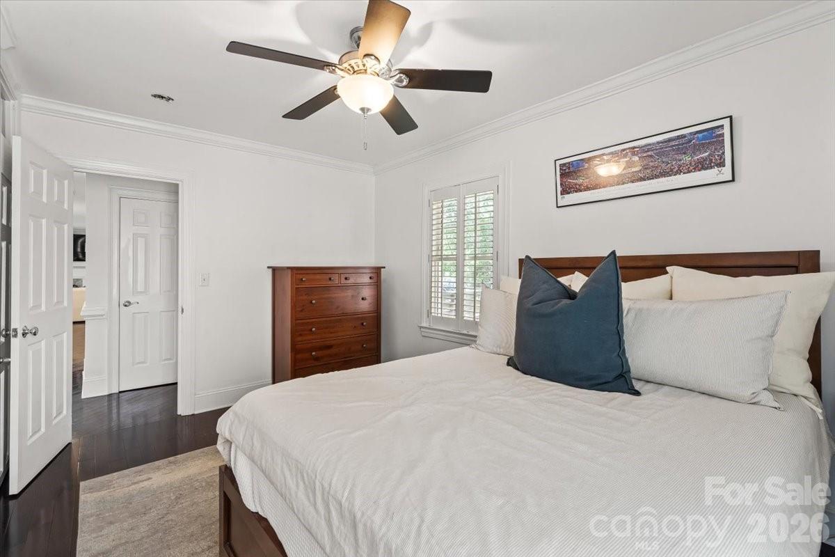 3000 Forest Park Drive — Charlotte