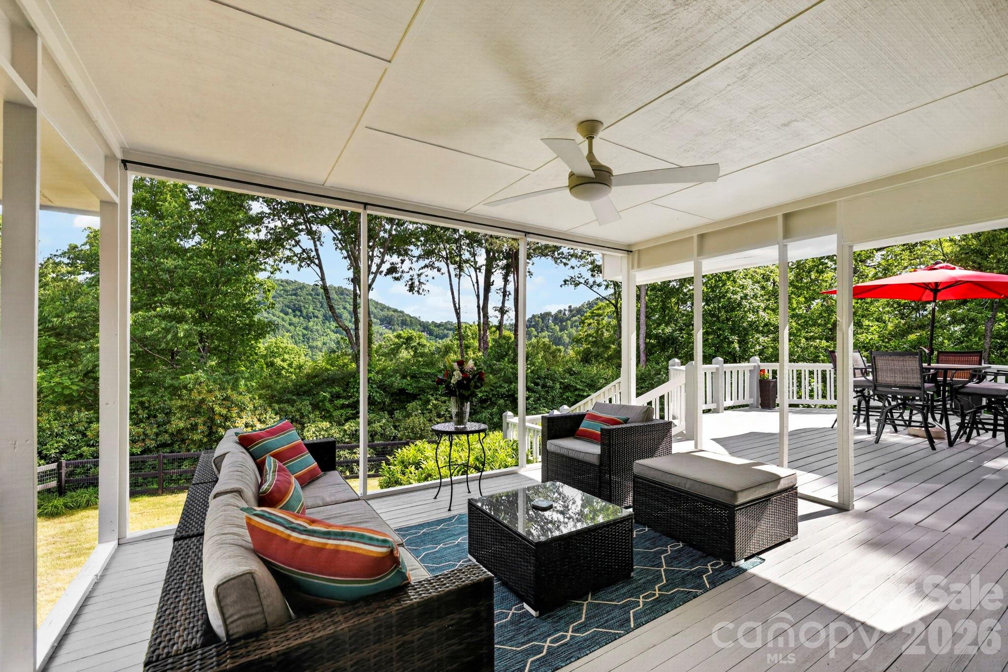 152 Skyview Circle — Asheville