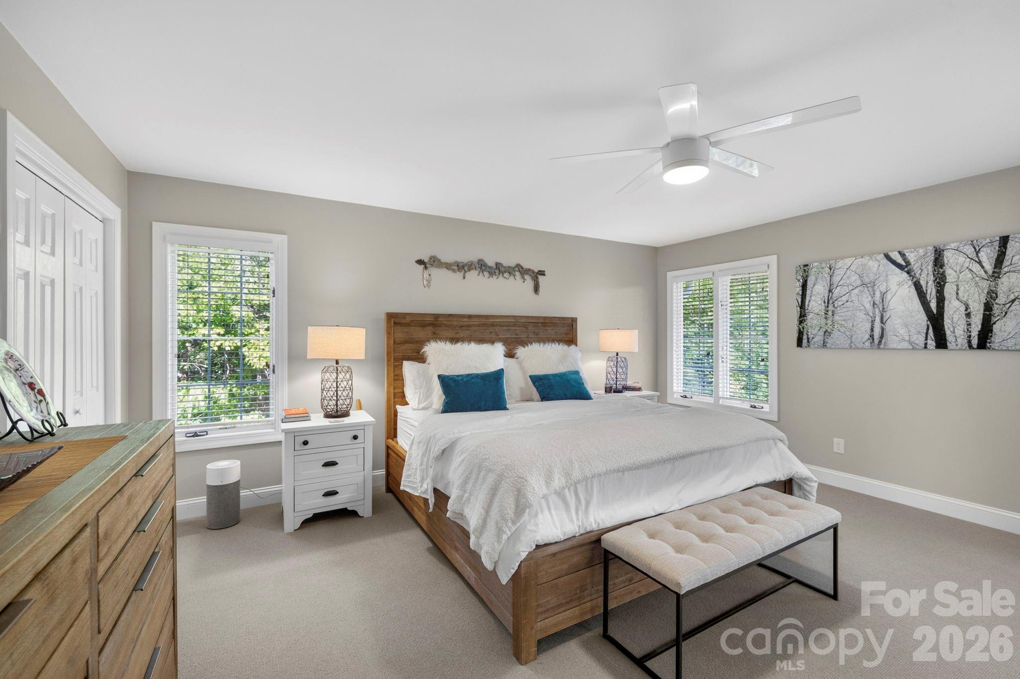 152 Skyview Circle — Asheville
