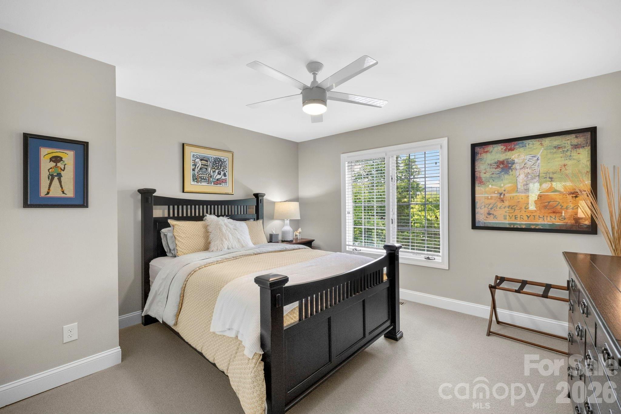 152 Skyview Circle — Asheville