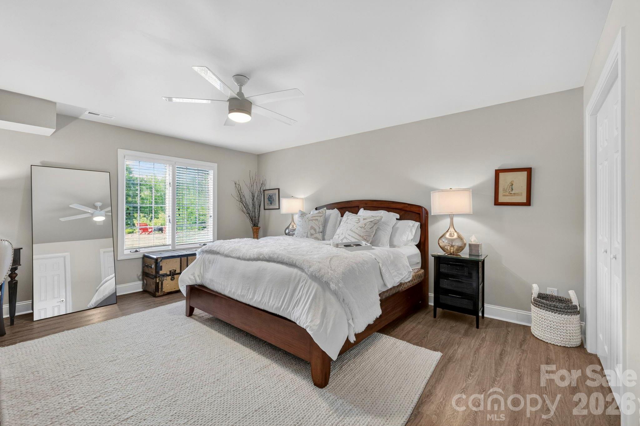 152 Skyview Circle — Asheville