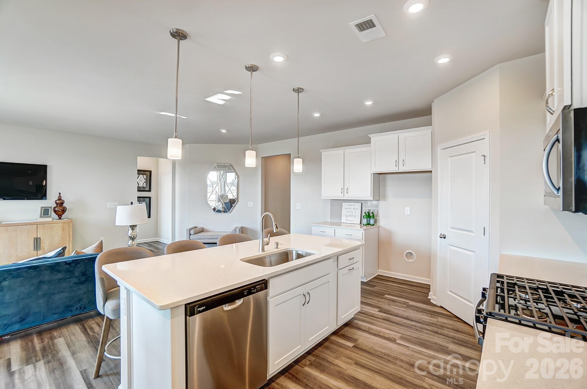 1425 Miriam Way — Monroe