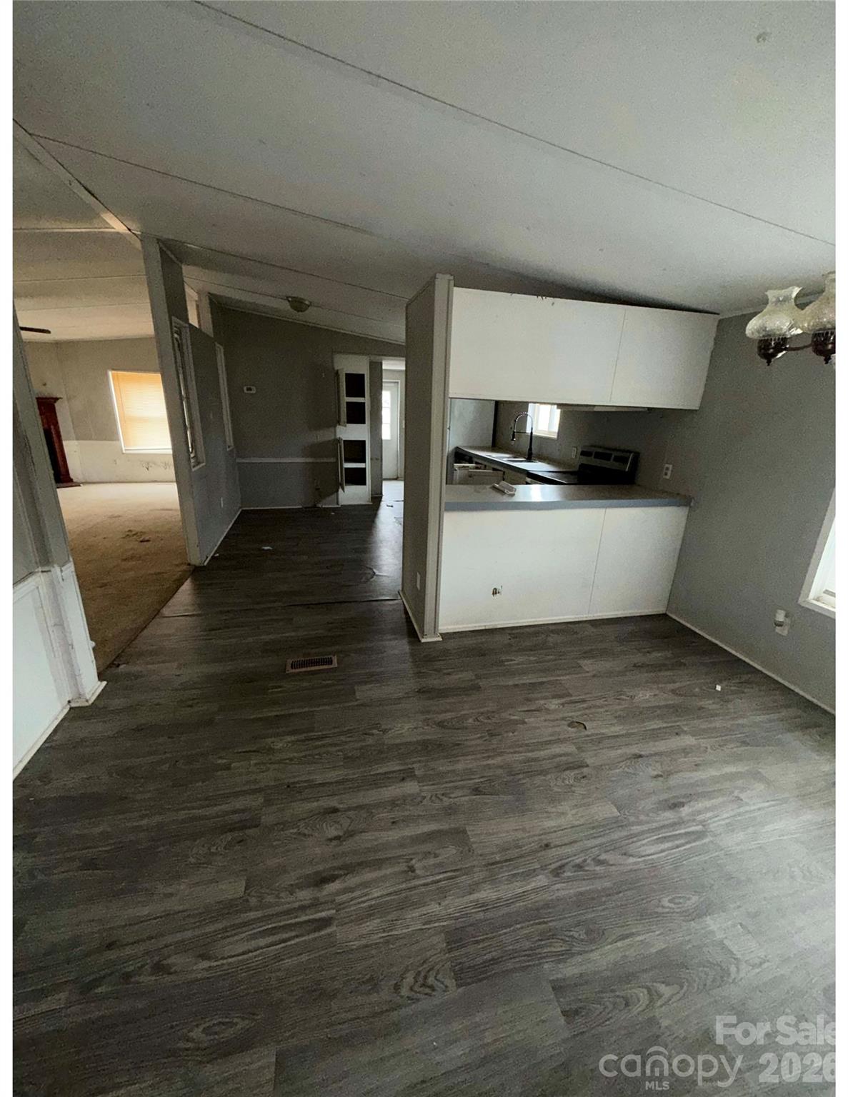 38 Short Eason Road — Ruby