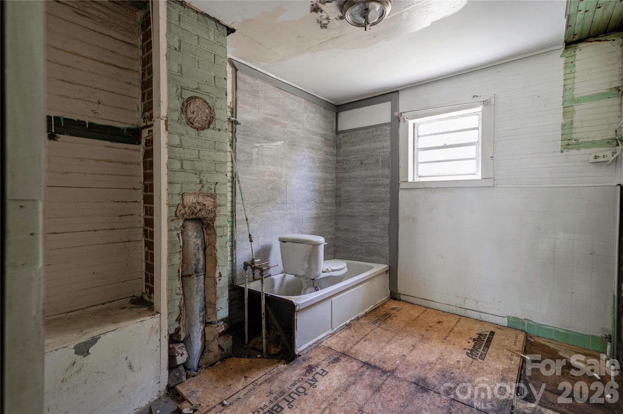 103 Elam Street — Lawndale