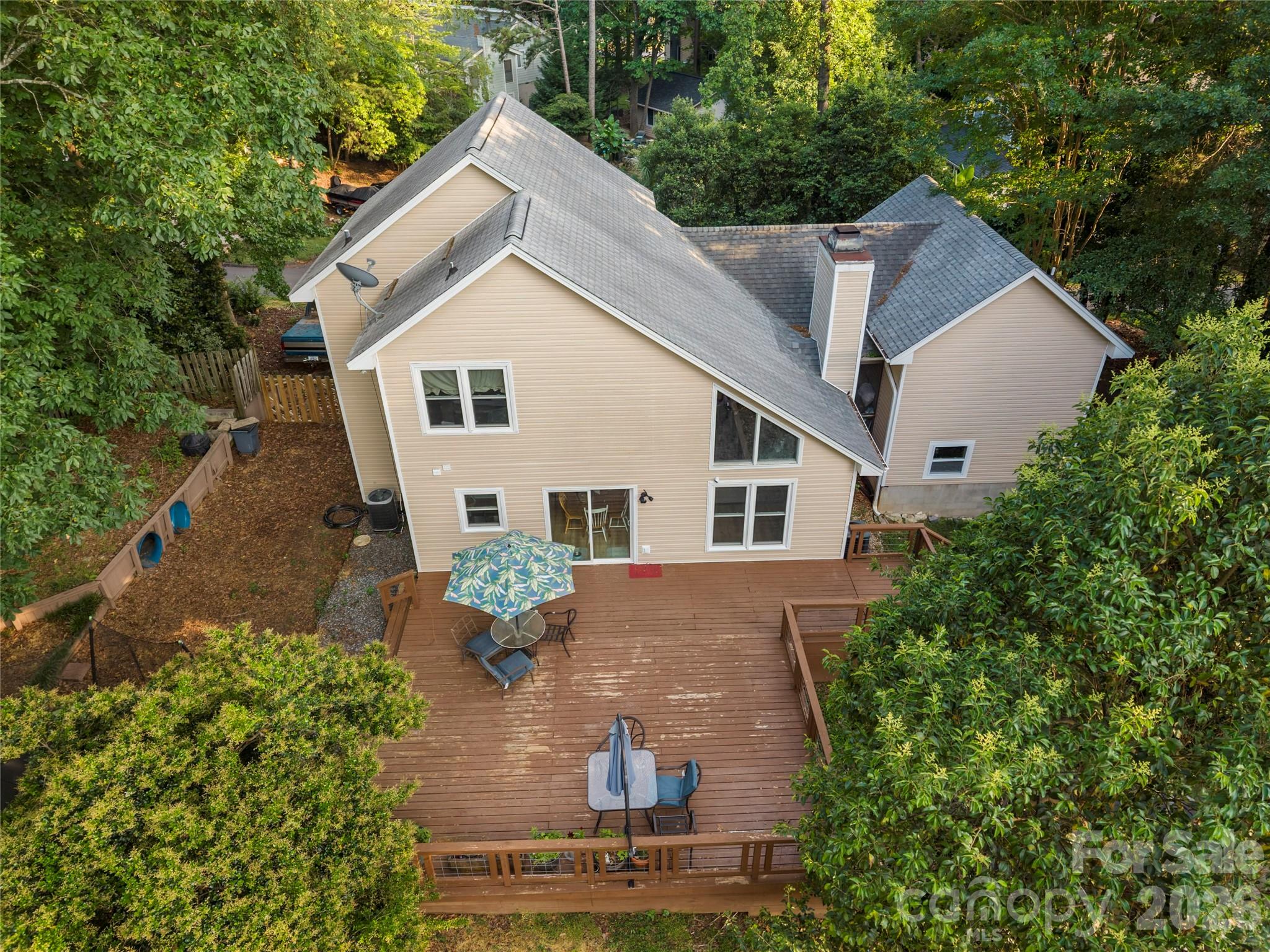 3072 Point Clear Drive — Tega Cay
