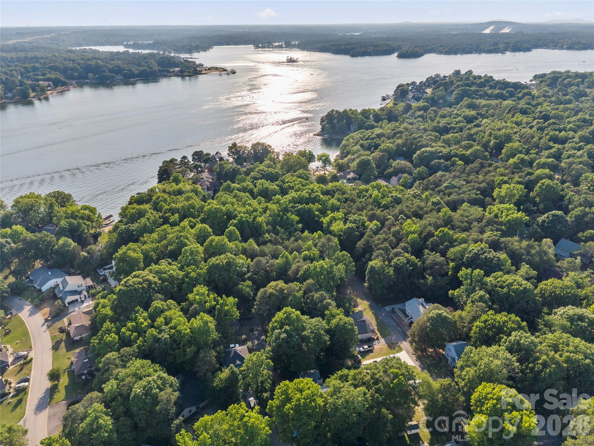 3072 Point Clear Drive — Tega Cay