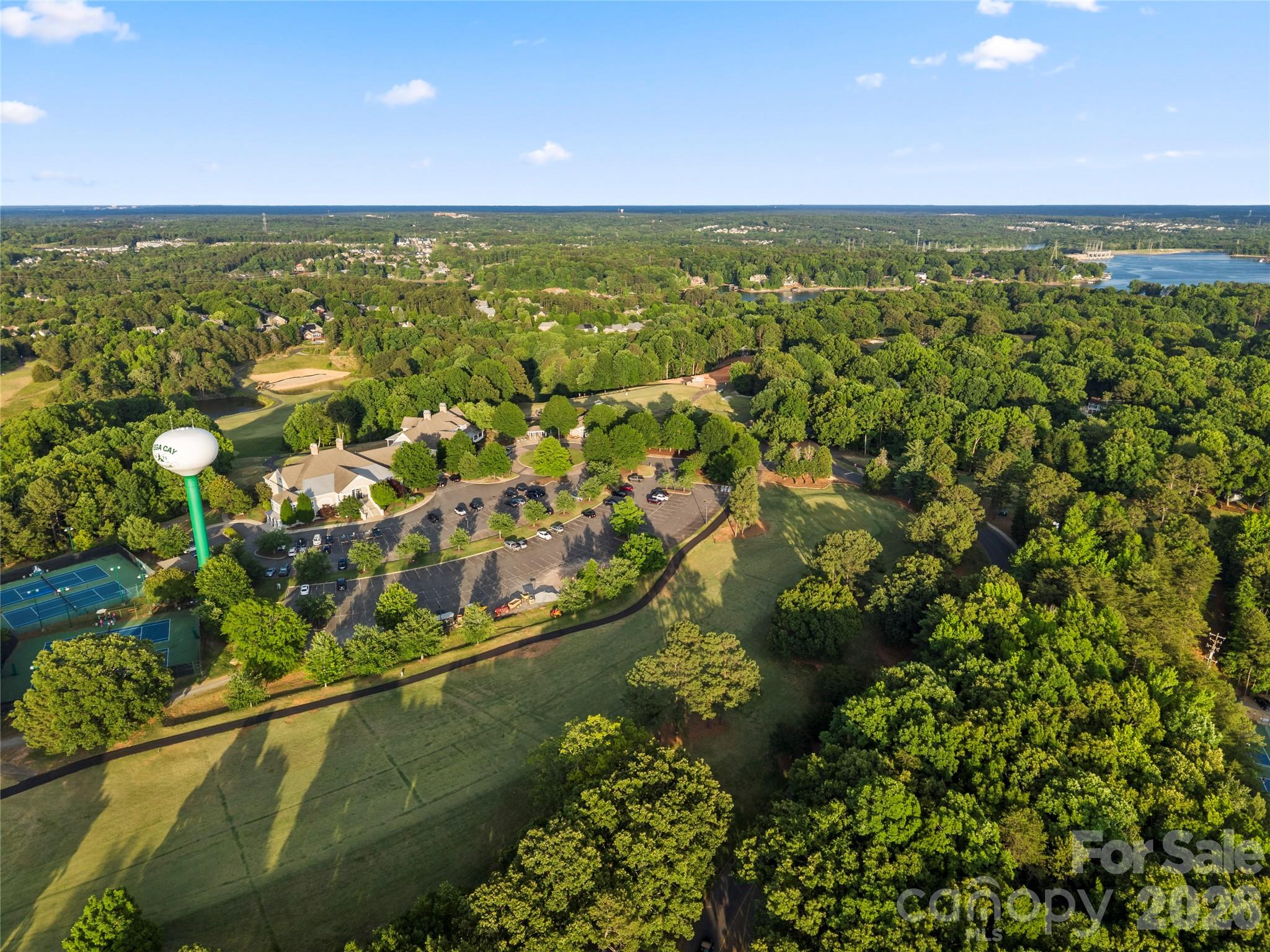 3072 Point Clear Drive — Tega Cay