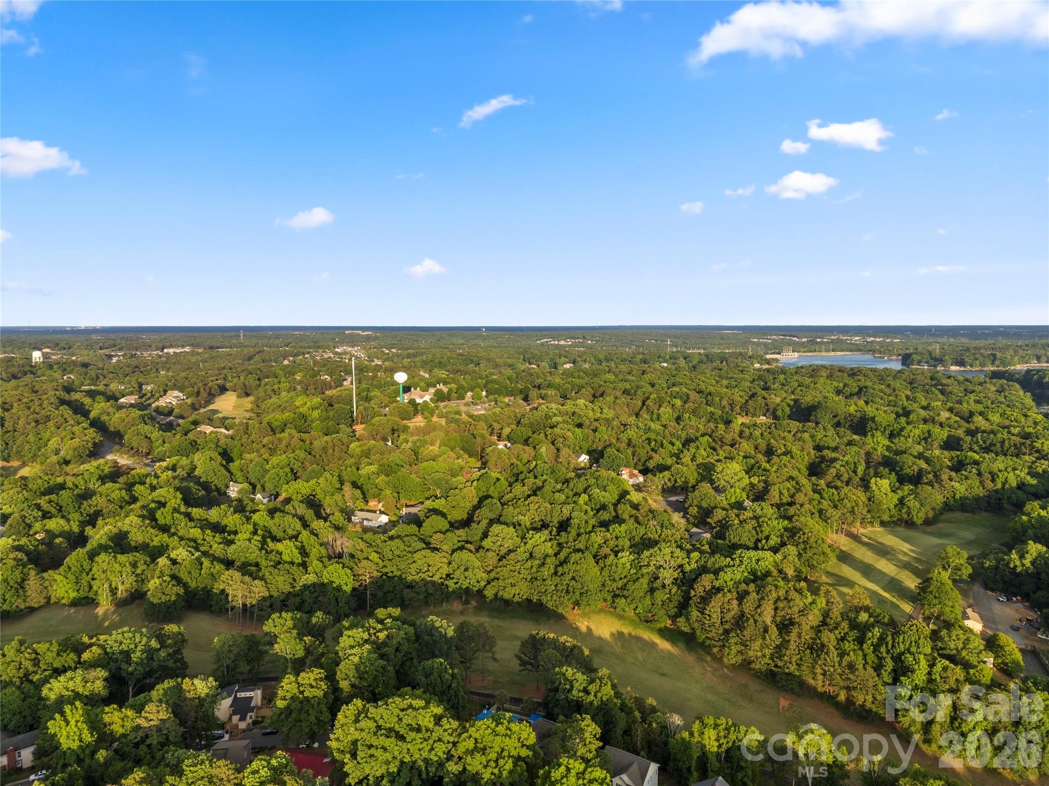 3072 Point Clear Drive — Tega Cay