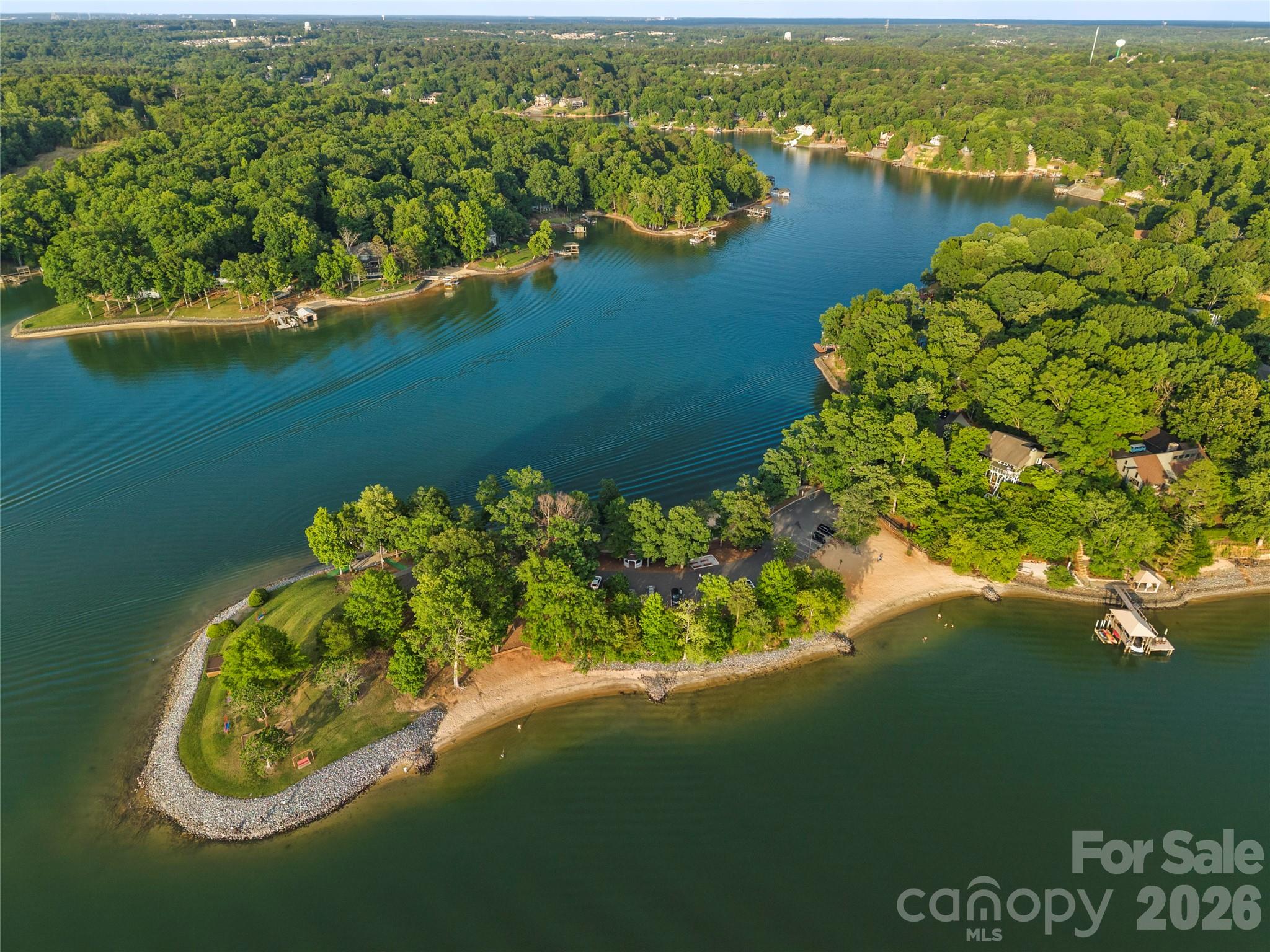 3072 Point Clear Drive — Tega Cay