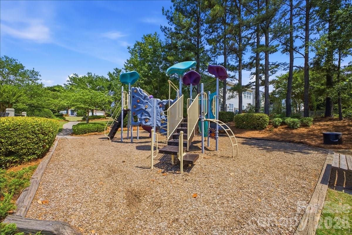 3524 Arborhill Road — Charlotte