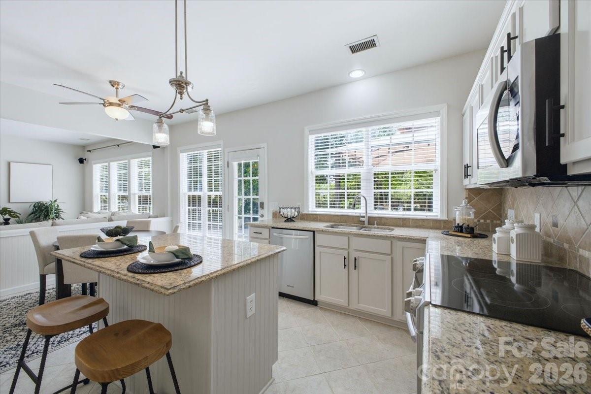 3524 Arborhill Road — Charlotte