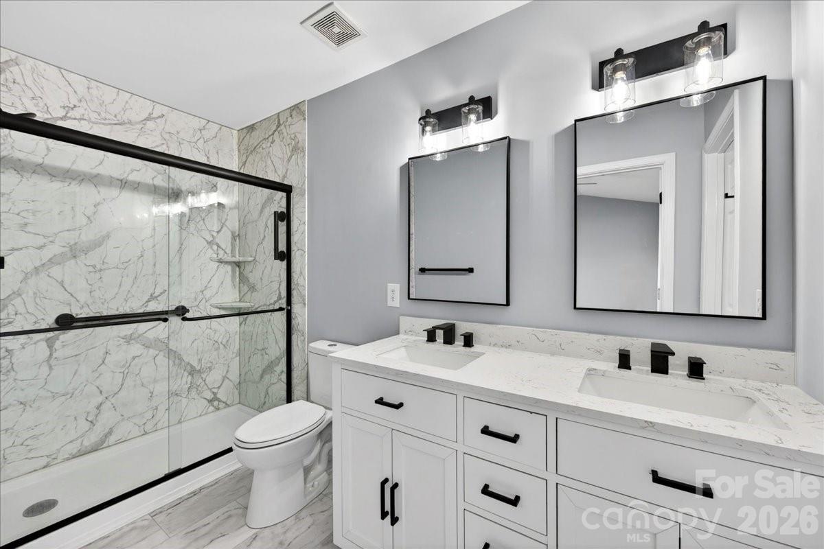 5426 Dockery Drive — Charlotte
