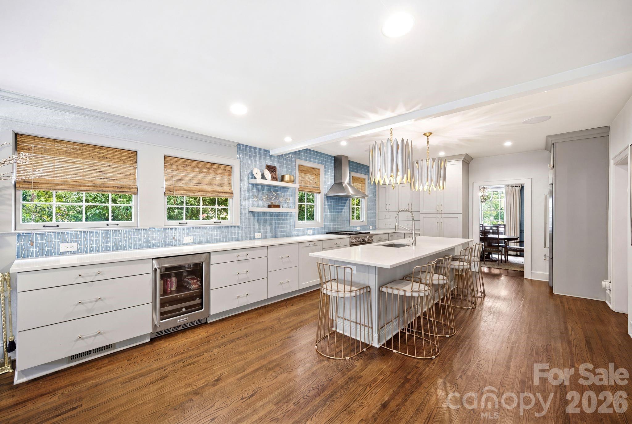 1951 Sterling Road — Charlotte