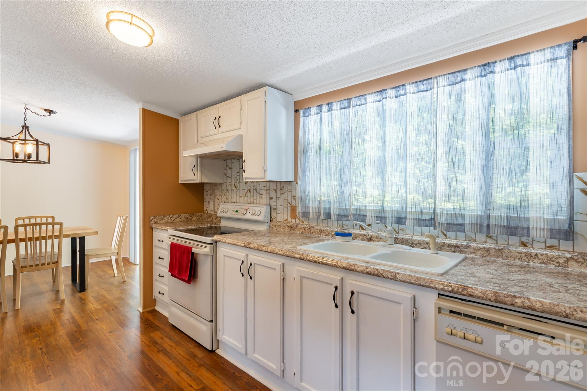 24 Asa Court — Black Mountain